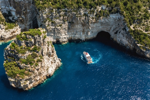Vanuit Korfoe: vaar naar Paxos, Antipaxos en de Blue CavesOphaalservice Oost-, Noord- & West-Korfoe