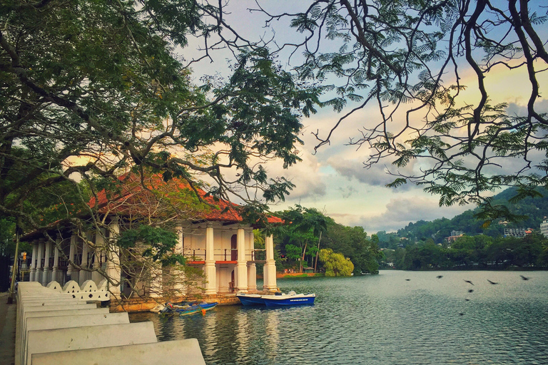 6-Day Sri Lanka Adventure Tour with 4 Star Hotels 4 Star & 3 Star Hotels
