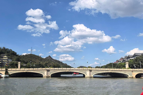 Guilin City Highlights Shared Cruise Day Trip + Pickup