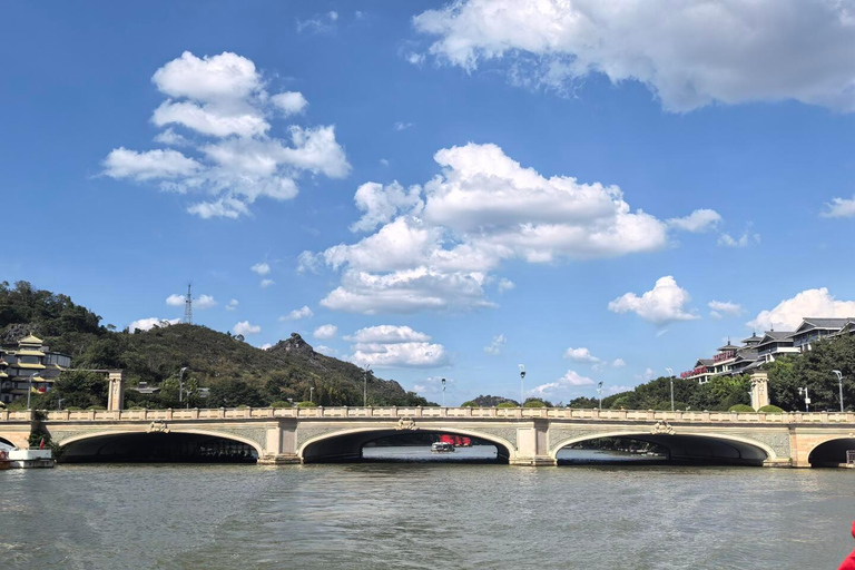 Guilin City Highlights Shared Cruise Day Trip + Pickup