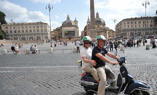 roma aluguel de vespa primavera por 24 horas