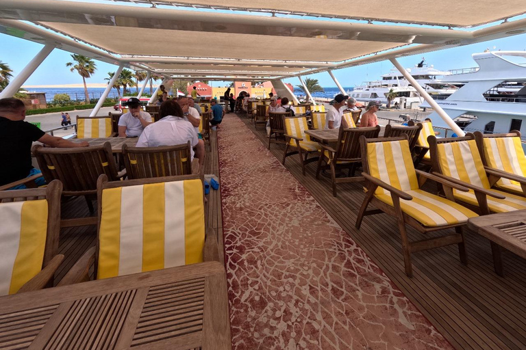 Hurghada: Couples & Families Sunset Cruise with Dinner