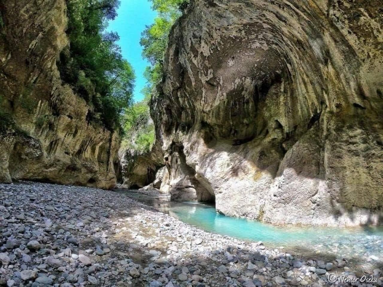 Ausflug in die Holta-Schlucht: Schwimmen und Natur – Tirana/Durrës