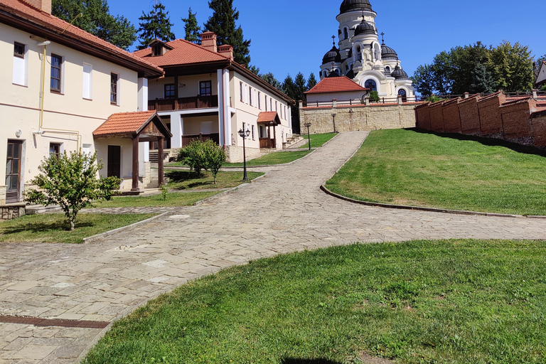 Chisinau: Capriana Monastery and Winery Tour with Tasting