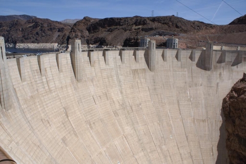Depuis Las Vegas : navette express Hoover Dam ou visite de luxeVisite express du barrage Hoover