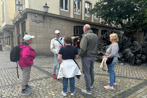 Düsseldorf: Old Town Historical Walking Tour with GEO EPOCHE