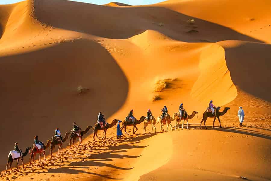 Von Marrakesch 3-tägige Sahara-Wüstentour nach Merzouga. Foto: GetYourGuide