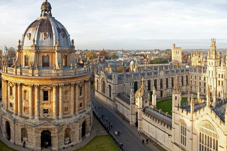 Traslado particular: Do Aeroporto Heathrow de Londres para Oxford.