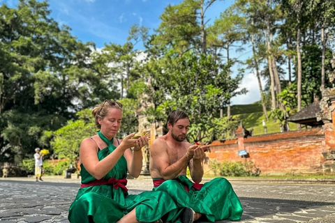 Ubud: Tirta Empul Temple Melukat Ritual & Coffee Tour