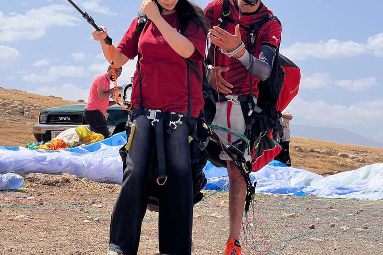 Avventura a Marrakech: parapendio, giro in cammello e colazione