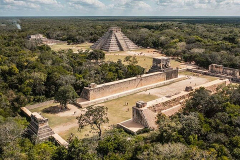 Cancún: Chichén Itzá, Baño en el Cenote y Expedición a Valladolid