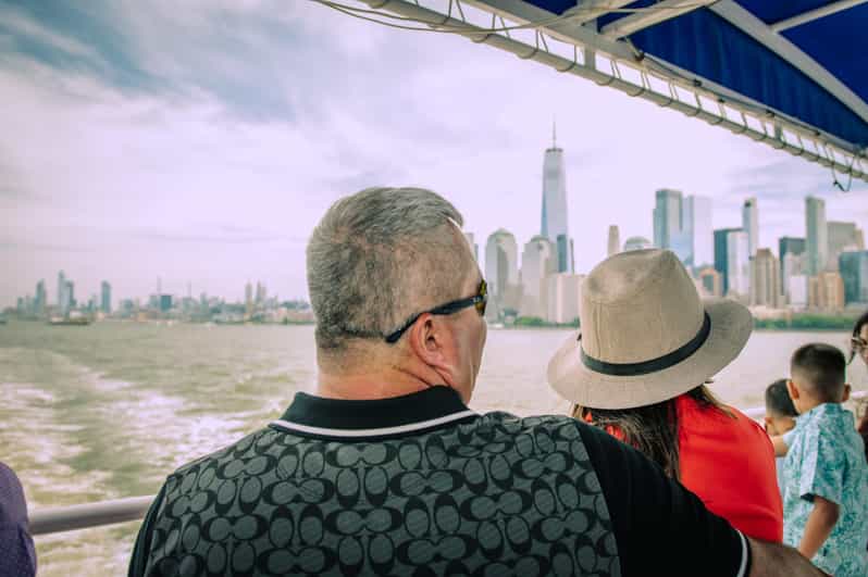 New York Hudson River Fall Foliage Cruise with Drink Ticket GetYourGuide