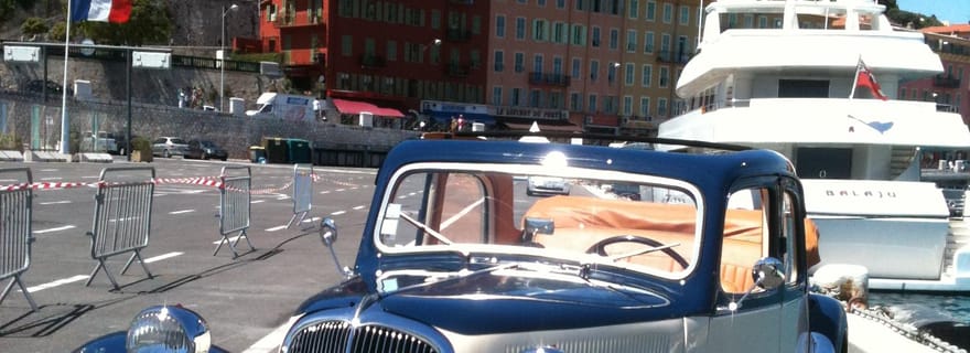 La Cote d'Azur Glamour en Vintage Car