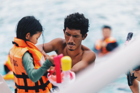 Phuket Luxury Small Group Yacht Tour & Water Toys & Racha