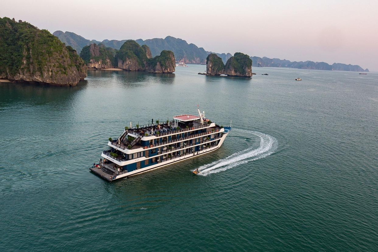 From Hanoi: Visit Halong Bay In 3 Days With A 5-Star Cruise Private Tour With Private Car Transfer & Luxury Cruise