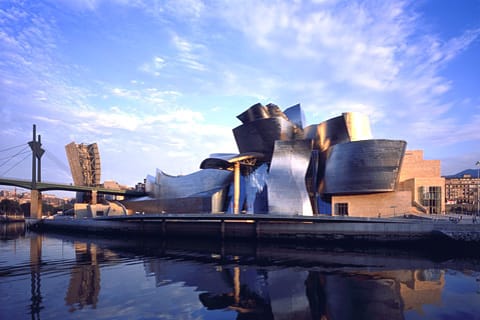 From Bilbao: Basque Country 3 Cities 6-Day Coach Tour