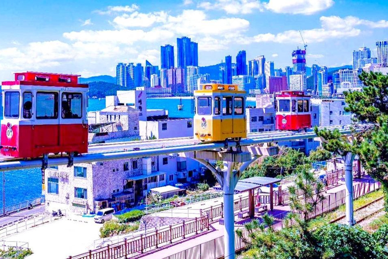 Pusan: viaje de lujo por el océano: cápsula Blue Line + yate.Busan: Viaje de lujo por el océano – Cápsula Blue Line + Yate