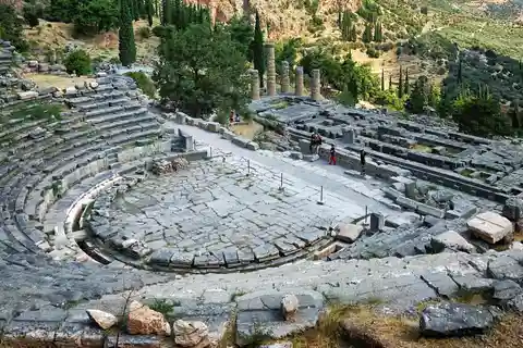Full Day Delphi Tour with Minivan