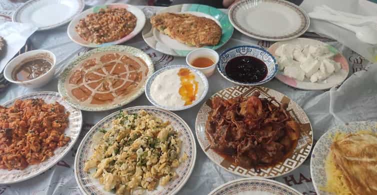 Traditional Bahrain Food Tasting Tour