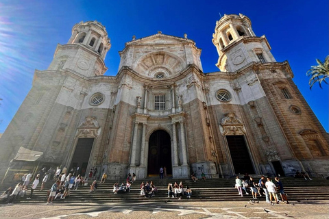 Cádiz: Tapas Bars and Wine Walking Tour