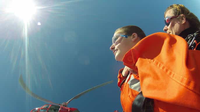 interlaken helicopter skydiving 2hour experience