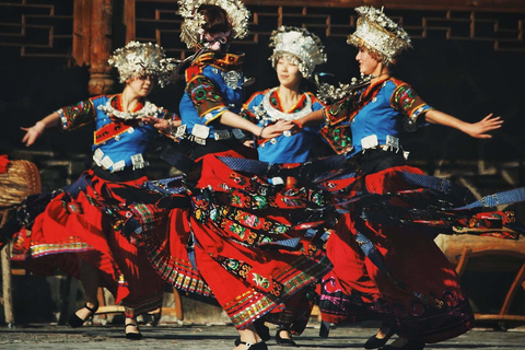 Guilin: 5-Day Tour with Yulong River Rafting & Cruise