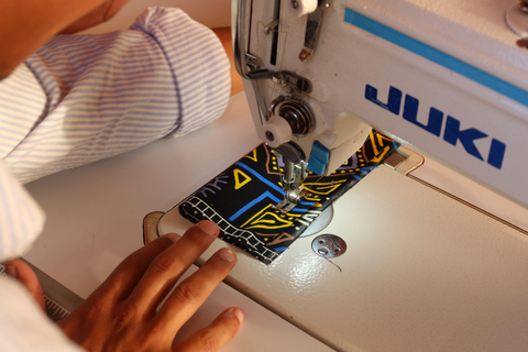 Kigali: Kimironko Market Tour and Sewing Workshop KIMONO MAKING