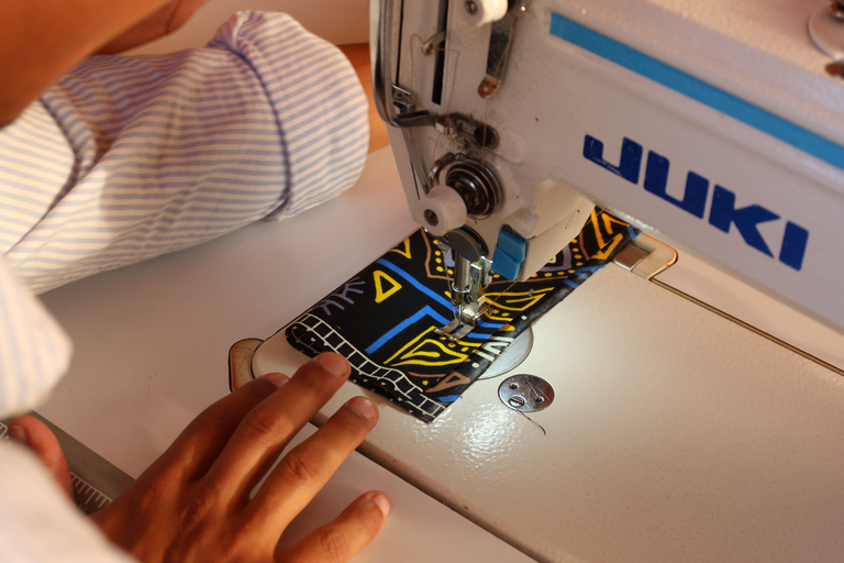 Kigali: Kimironko Market Tour and Sewing Workshop KIMONO MAKING