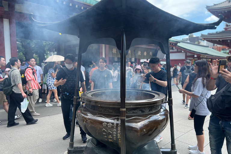 Tokyo : Visite d'Asakusa et du plus ancien temple de Tokyo, le Senso-jiTokyo : visite d'Asakusa et du plus ancien temple de Tokyo, le Senso-ji