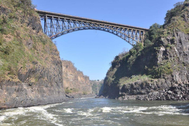 Victoriafälle: Wildwasser-Rafting auf dem Sambesi-Fluss