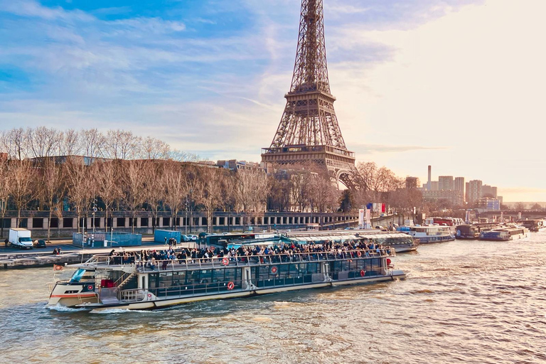 Paris : Croisière matinale sur la Seine avec petit-déjeuner français