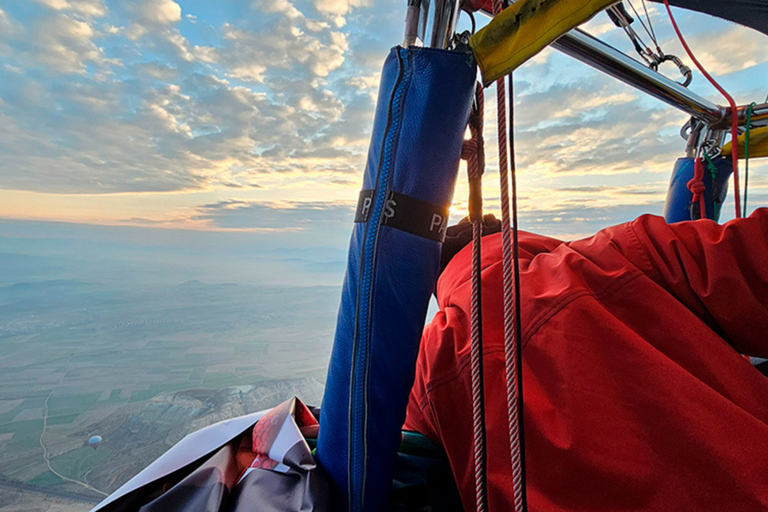 Cappadocia: Ihlara Canyon Sunrise Hot Air Balloon Flight