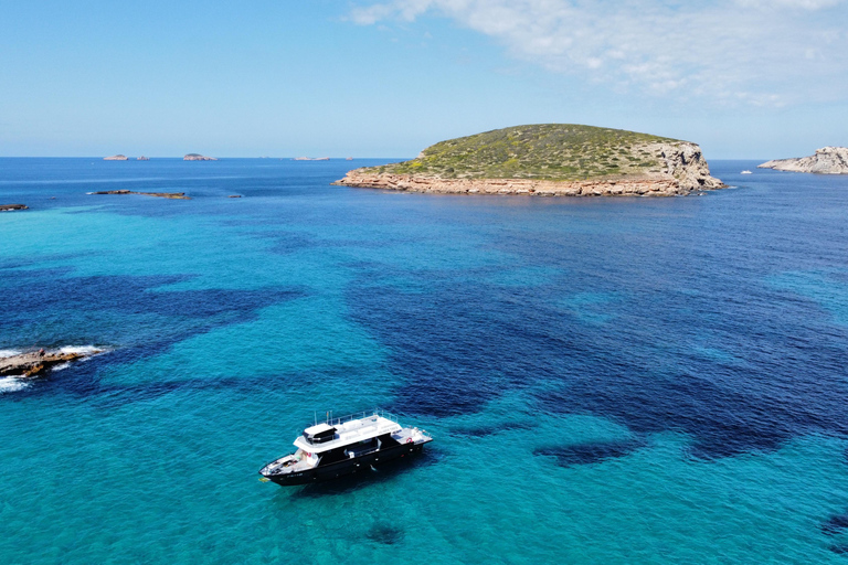 Sail along the northeast coast of Ibiza. Take a boat trip along the northeast coast of Ibiza.