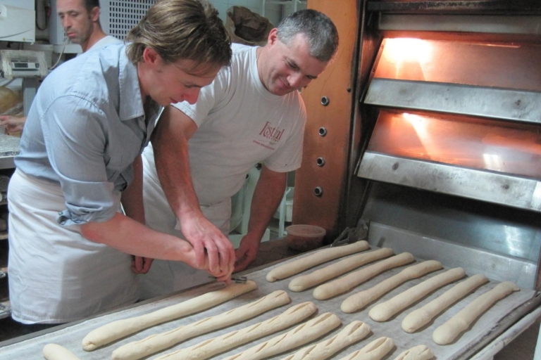 2-Hour Bread Making Class in Paris