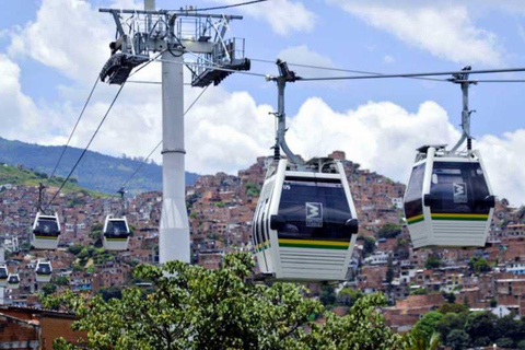 Medellín: Private Stadtrundfahrt, lokale Sehenswürdigkeiten und Comuna 13