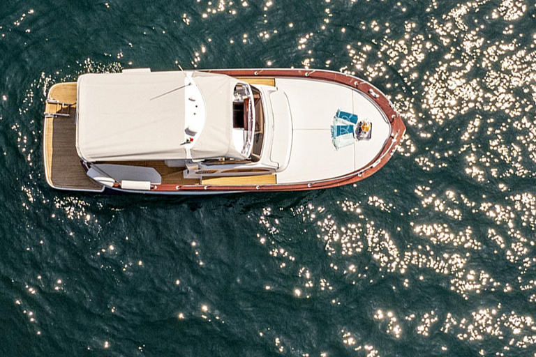 Excursion en bateau privé d'une journée à Capri au départ d'Amalfi