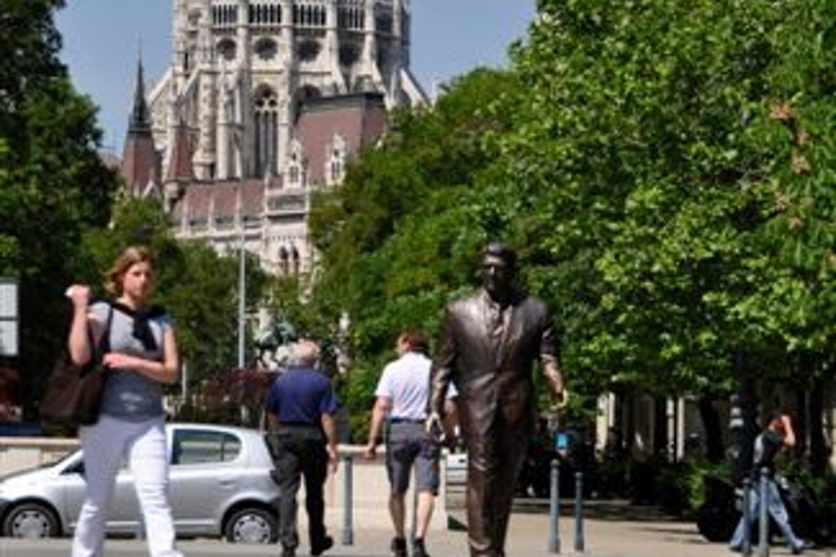 Budapest: Private 4-Hour Guided Walking Tour