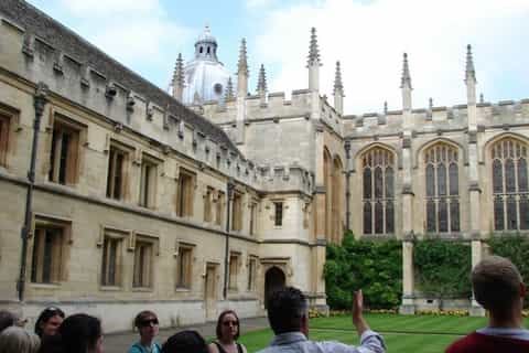 Walking Tour of Oxford and University