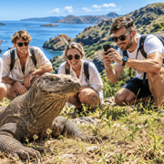 Labuan Bajo: Komodo Park 8-Stop Day Trip with Sunset Cruise
