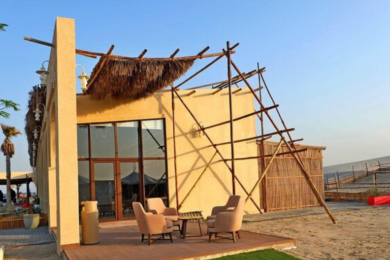 Doha: Guided Tour in Qatari Style at Al Majles Resort