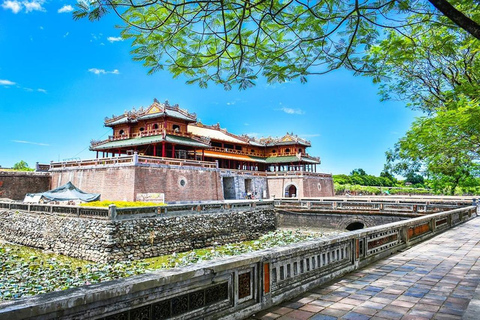 Desde Hoi An/Da Nang Excursión de un día a la ciudad de Hue con almuerzo