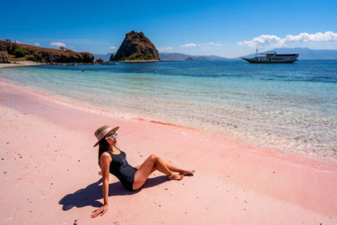Bali: Komodo Island One Day Trip with Flights and Snorkeling