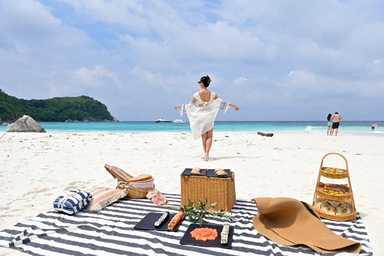 Phuket Luxury Small Group Yacht Tour & Water Toys & Racha