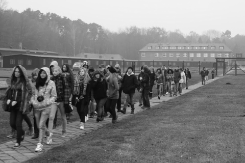 Tour privado al campo de concentración de StutthofGdansk: medio día campo de concentración de Stutthof