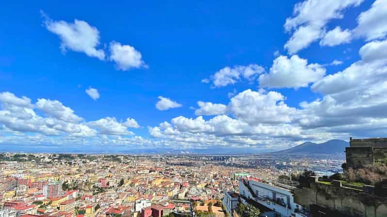 Napoli: tour privato di Vomero e Chiaia con funicolare