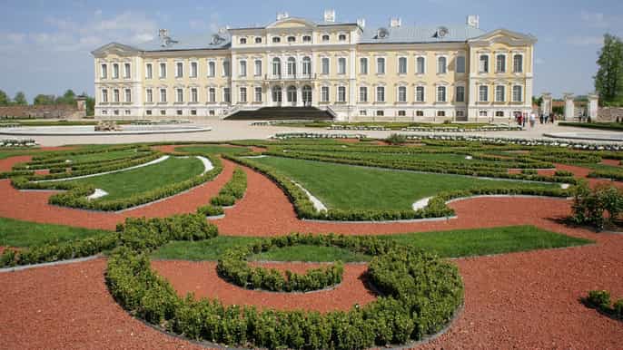halfday rundale palace tour from riga
