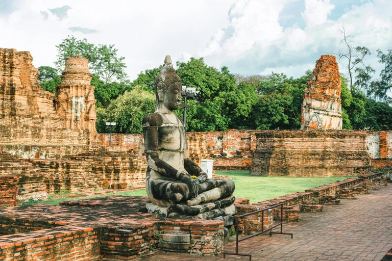 Bangkok: Ayutthaya Temples Day Trip with Sunset Cruise