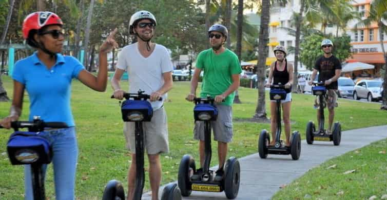 Lincoln Road Mall in South Beach - Tours and Activities