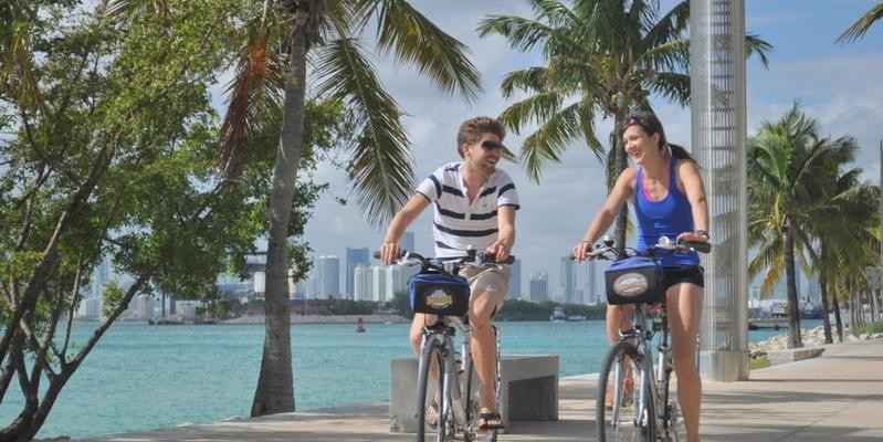 Miami 2stündige Fahrradtour Art Deco GetYourGuide