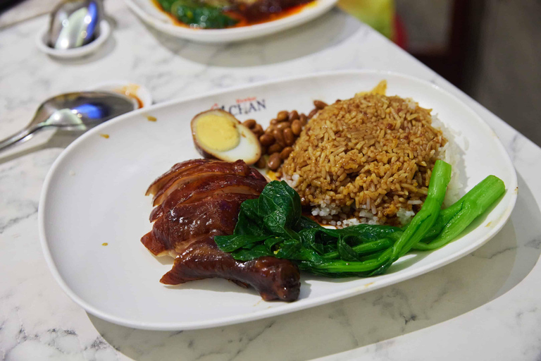 Singapore: Chinatown Food and Culture Tour with Guide